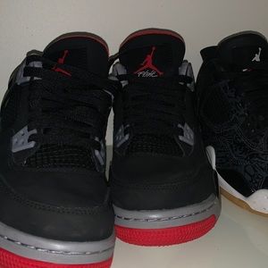 Jordan 4 breds